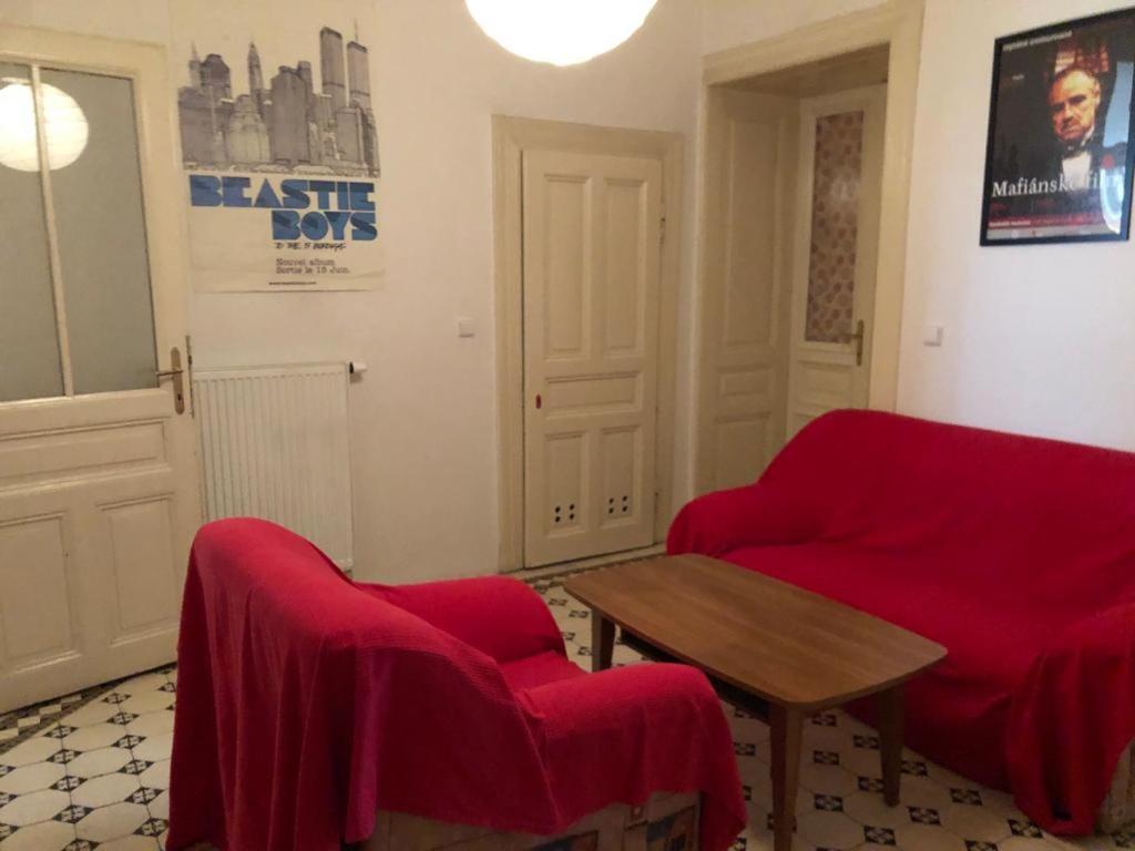 פראג Chez Jitka Et Gautier - A Great Alternative To A Hotel מראה חיצוני תמונה